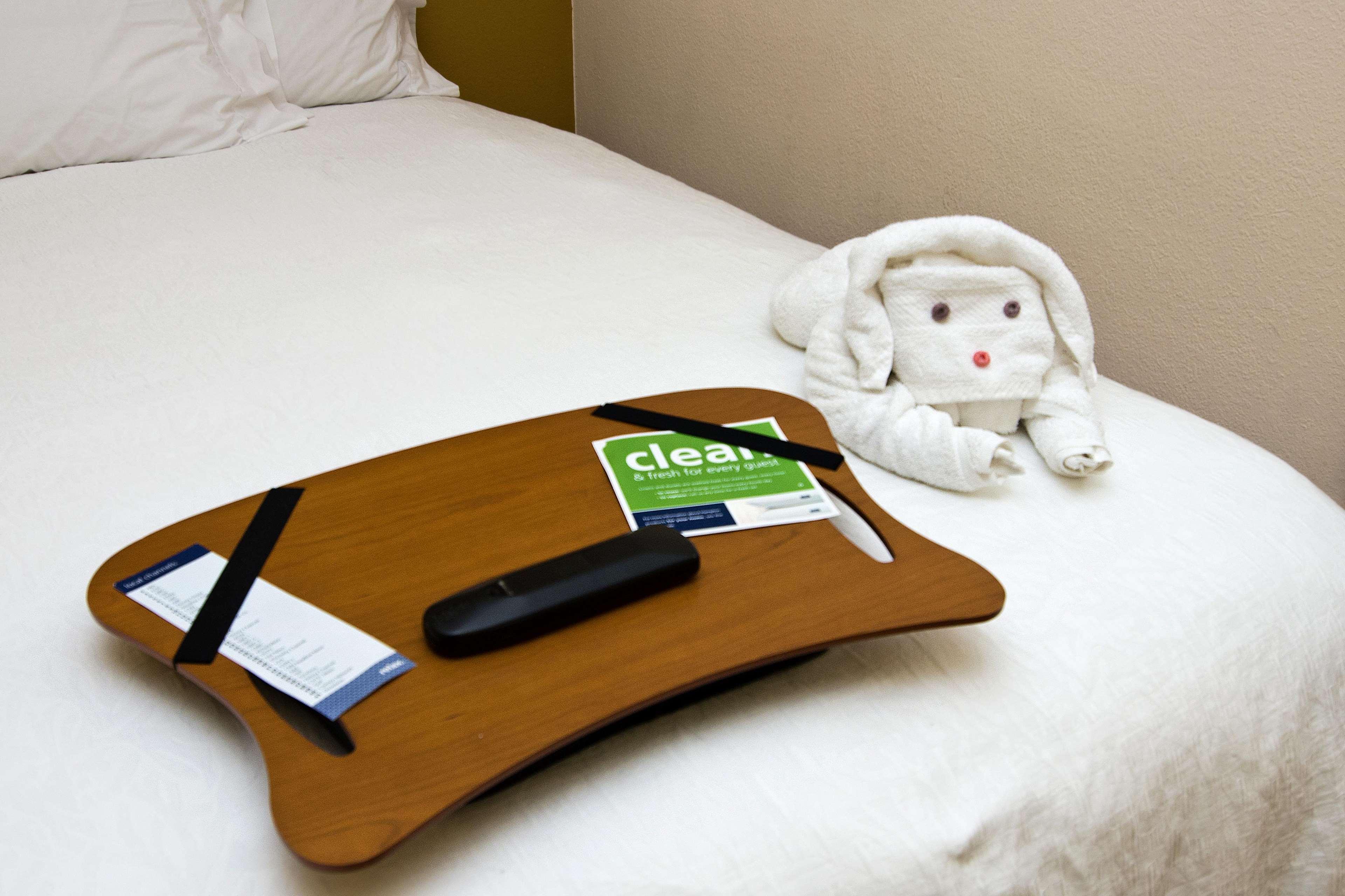 Hampton Inn & Suites Orlando International Drive North Værelse billede