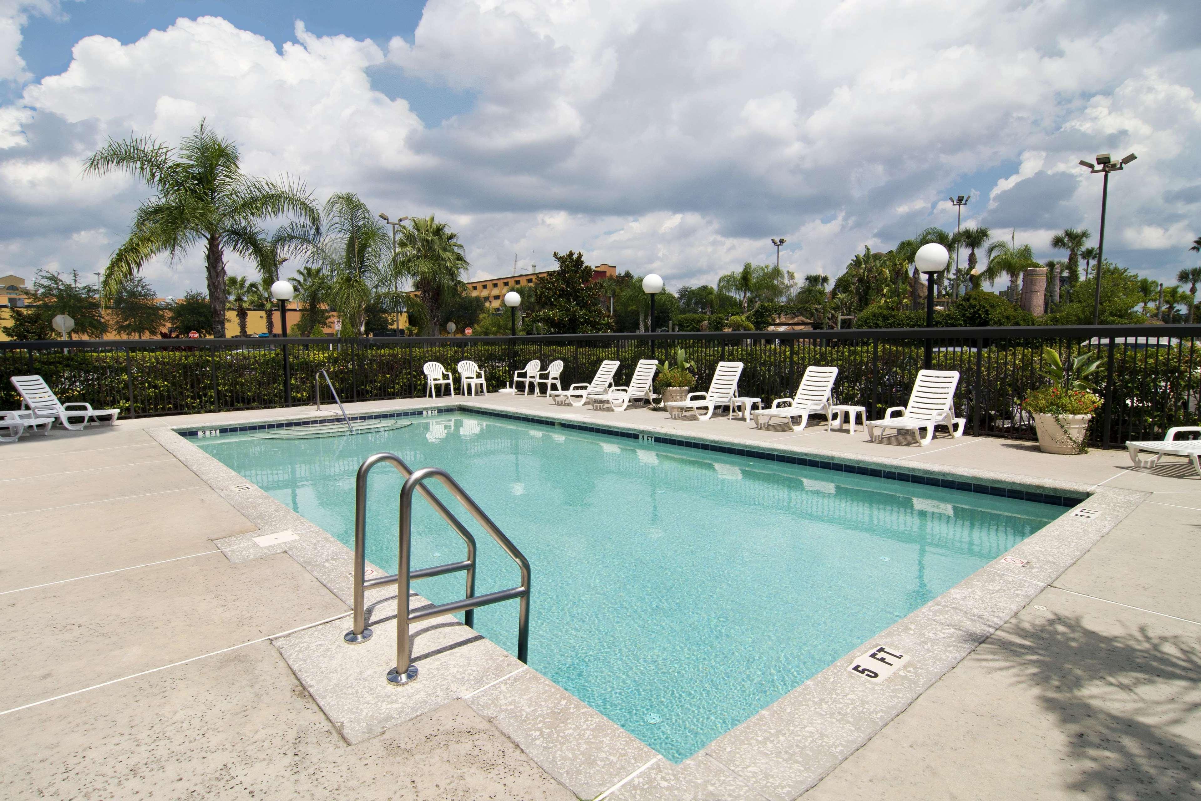 Hampton Inn & Suites Orlando International Drive North Eksteriør billede
