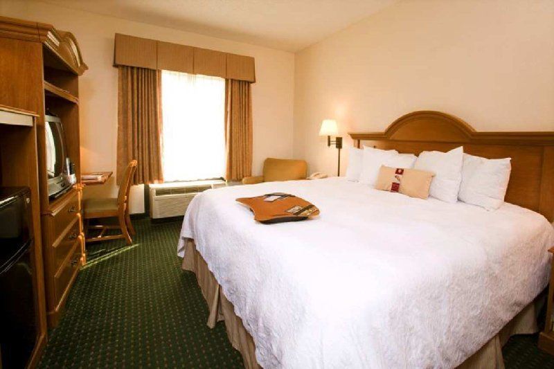 Hampton Inn & Suites Orlando International Drive North Værelse billede